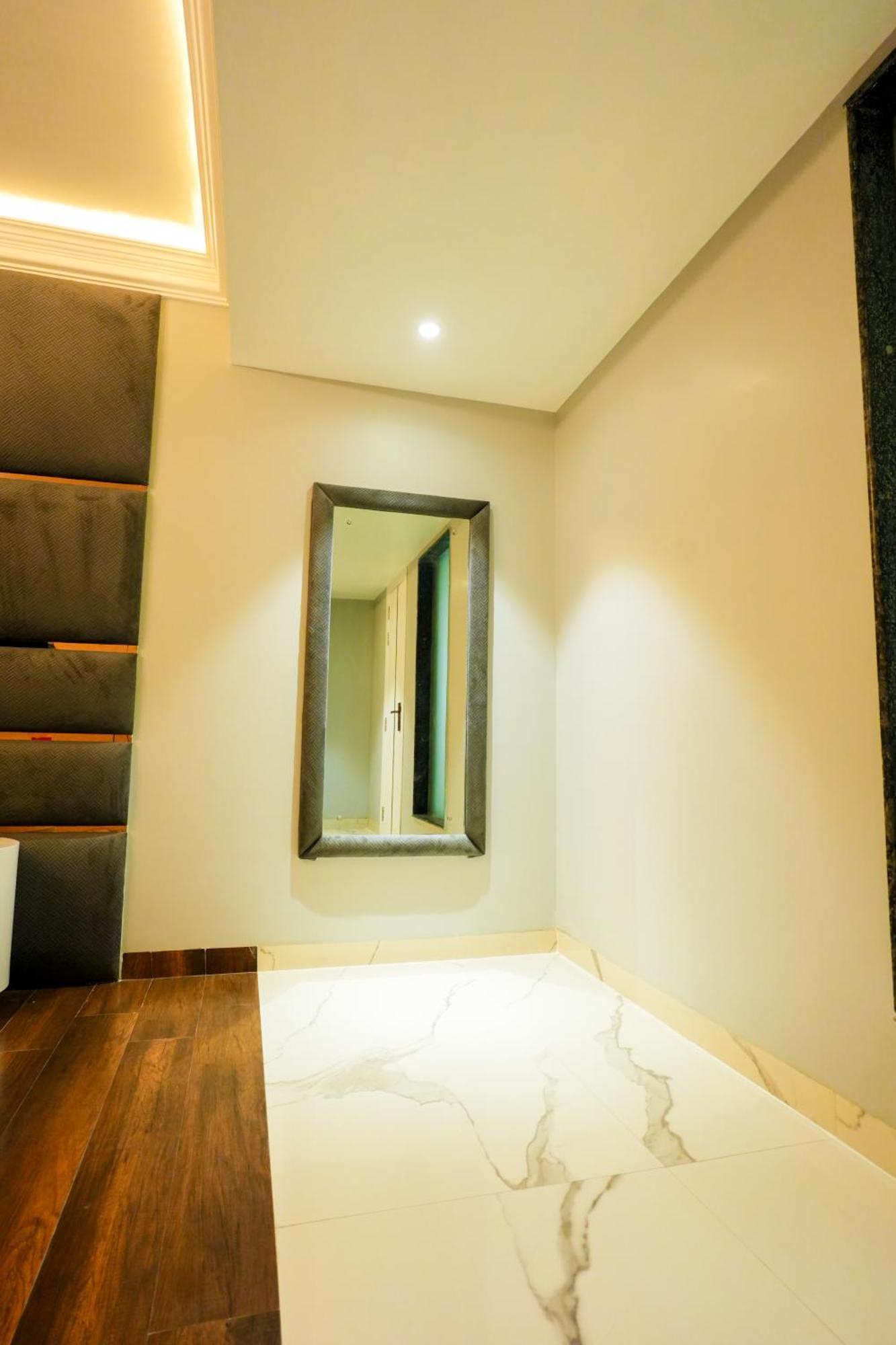 Hotel Adsan Heights Gajraula 外观 照片