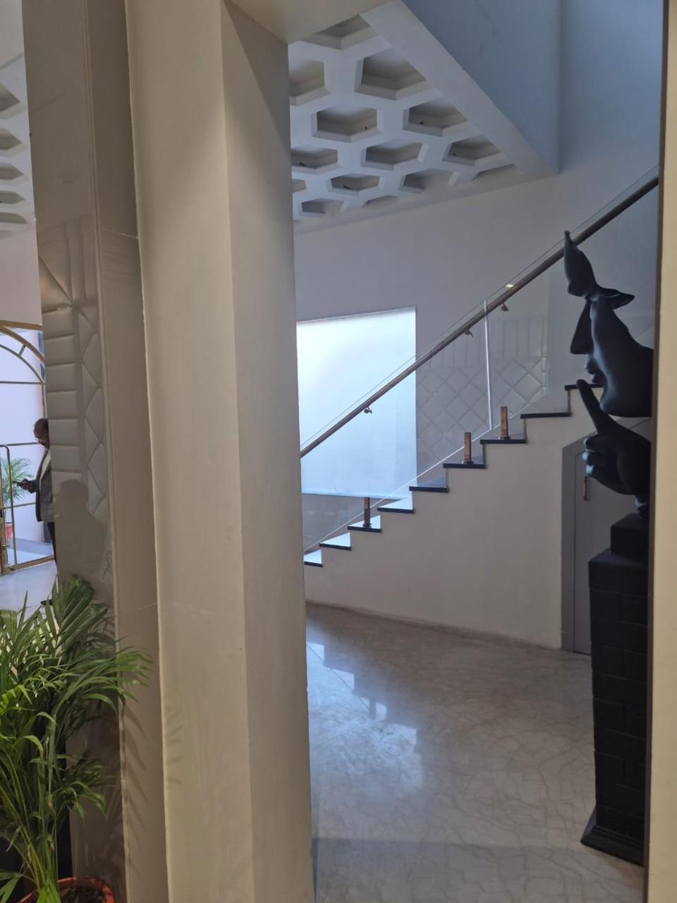 Hotel Adsan Heights Gajraula 外观 照片