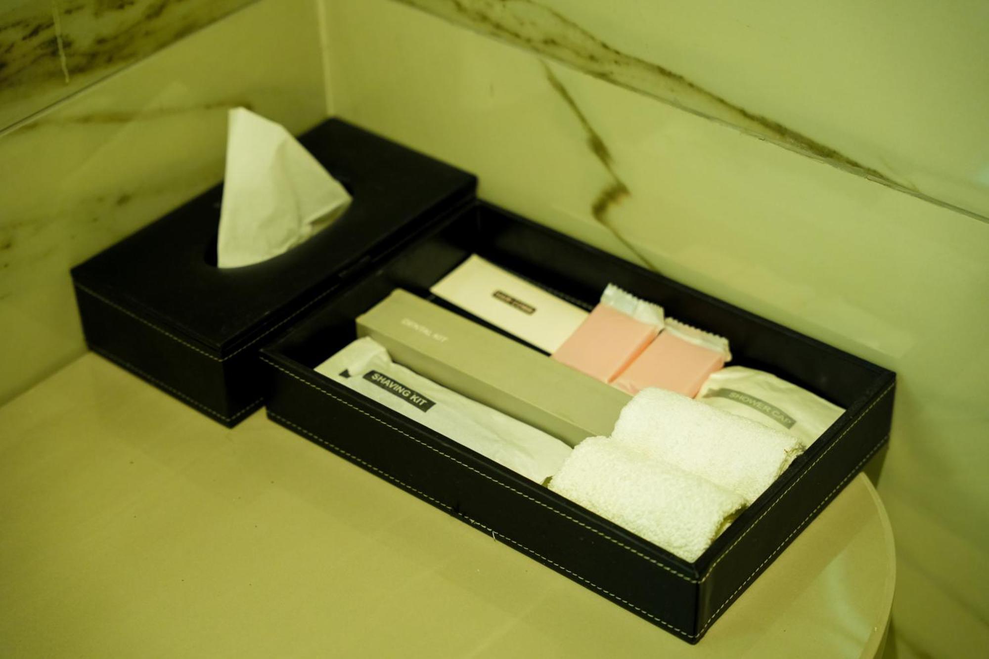 Hotel Adsan Heights Gajraula 外观 照片
